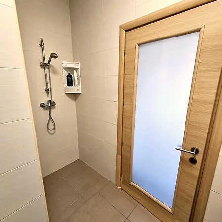 Spacious Swieqi For Families Groups Close To Paceville And St Julians Daire