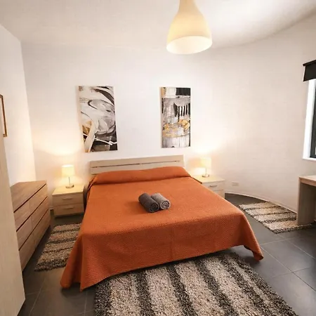 Spacious Swieqi For Families Groups Close To Paceville And St Julians Is-Swieqi
